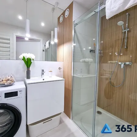 365pam - Avanti Westin House - Parking, Basen, Jacuzzi, Sauna, Silownia, Parking, Plac Zabaw W Cenie Daire Kolobrzeg