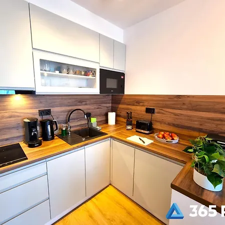 365pam - Avanti Westin House - Parking, Basen, Jacuzzi, Sauna, Silownia, Parking, Plac Zabaw W Cenie Kolobrzeg